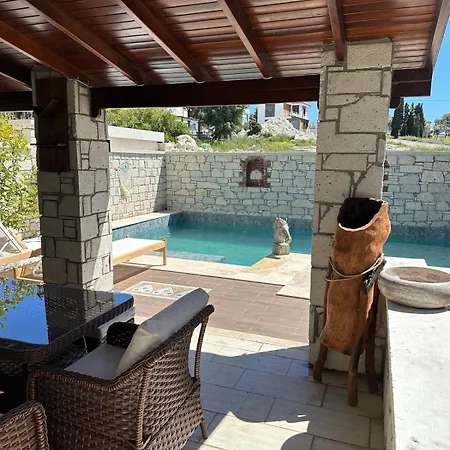 Detached House With Pool In Alacati Vila Çeşme